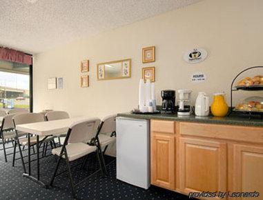 Super 8 Motel - Raritan ร้านอาหาร รูปภาพ